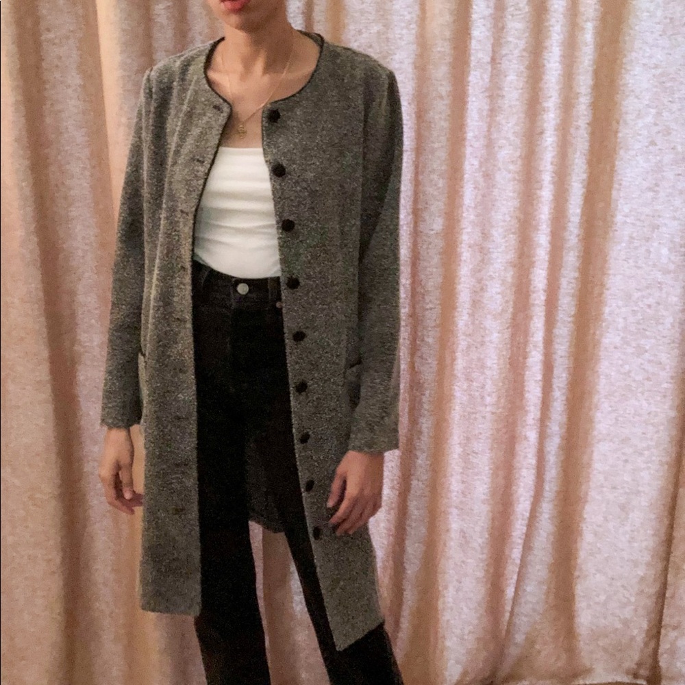 VINTAGE OUTERWEAR LONG COAT
size: 6 | relaxed fit